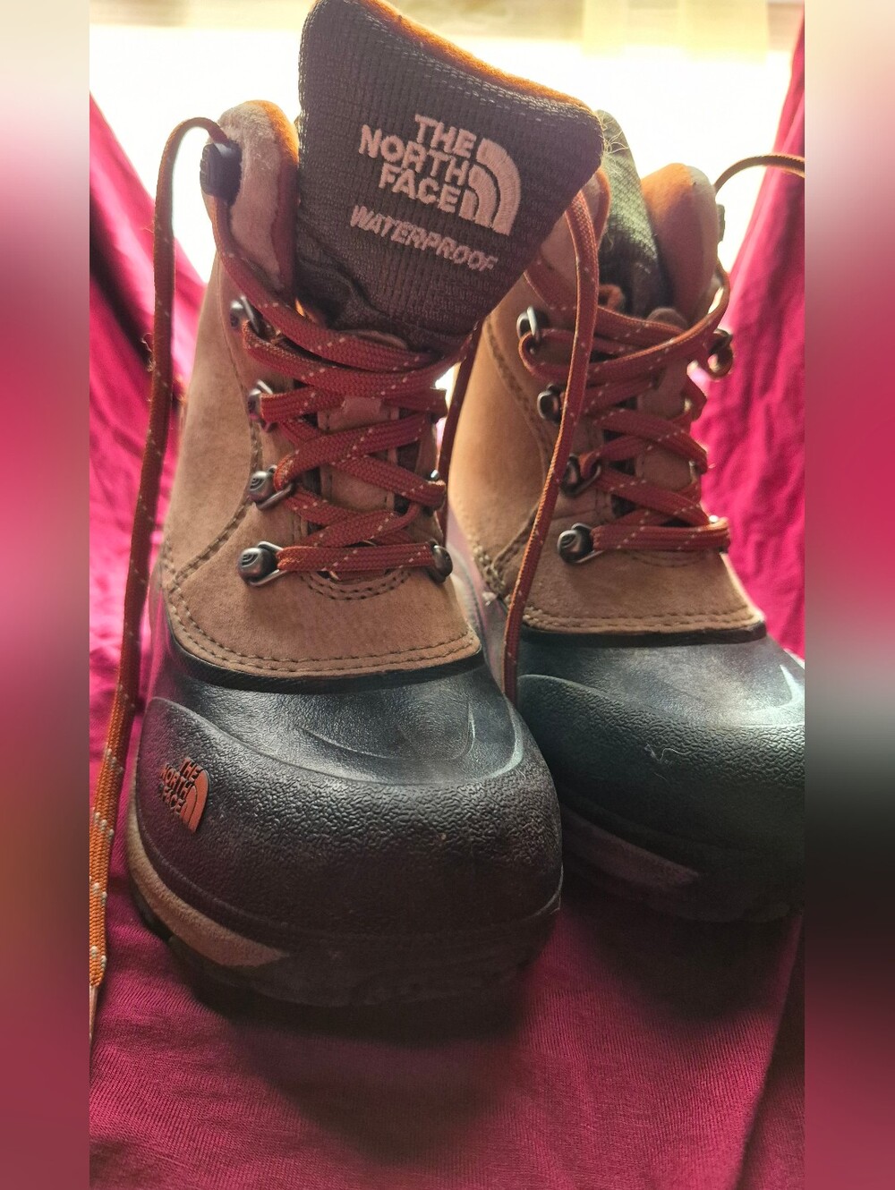 The North Face Kids Chilkat Lace Waterproof Snow Boots Tan Brown Size 12